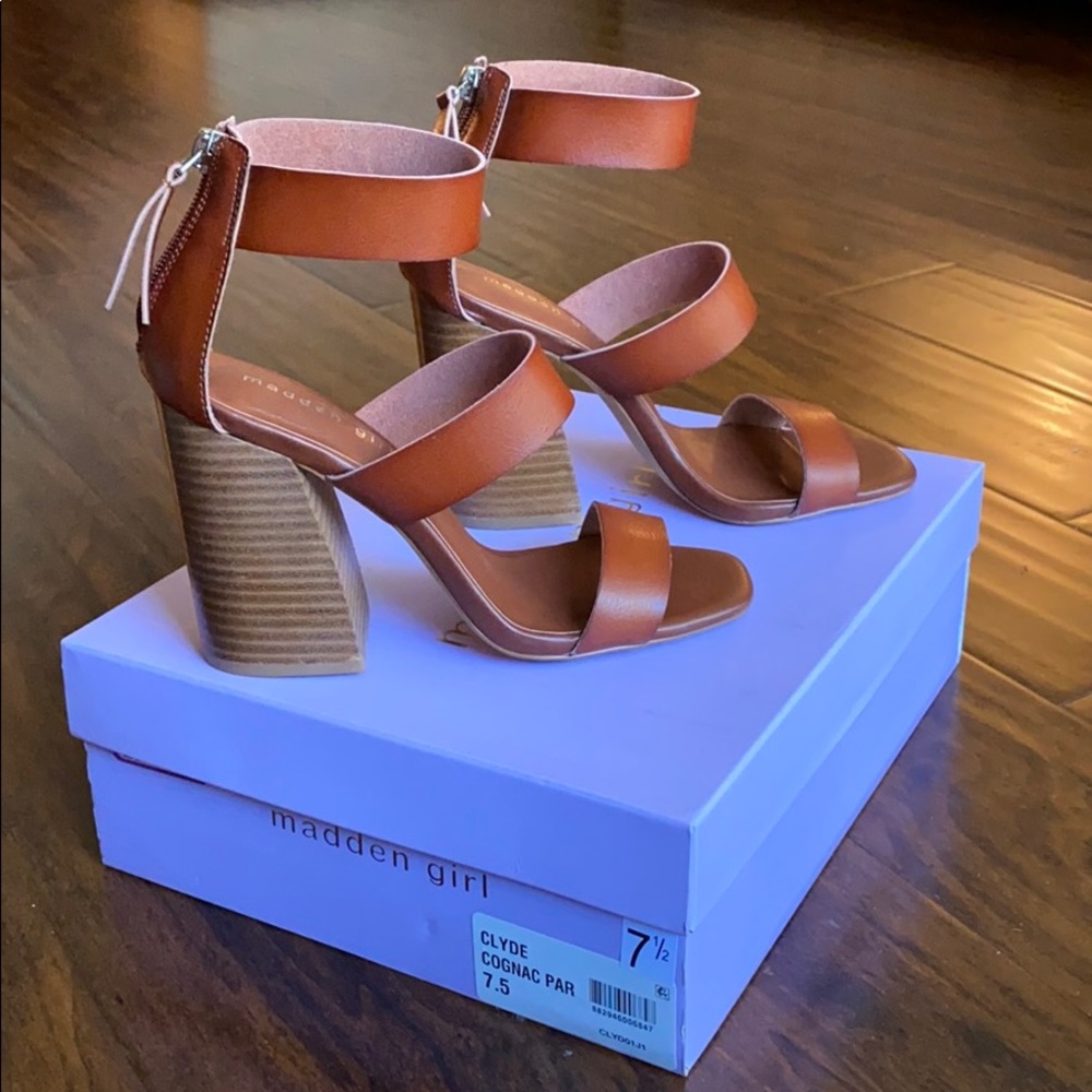 NEW Madden Girl CLYDE Cognac Par Heels Size 7.5